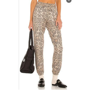 LNA Revolve Brushed Rib Joggers Leopard Print Cheetah Soft Loungewear Cozy Sz L